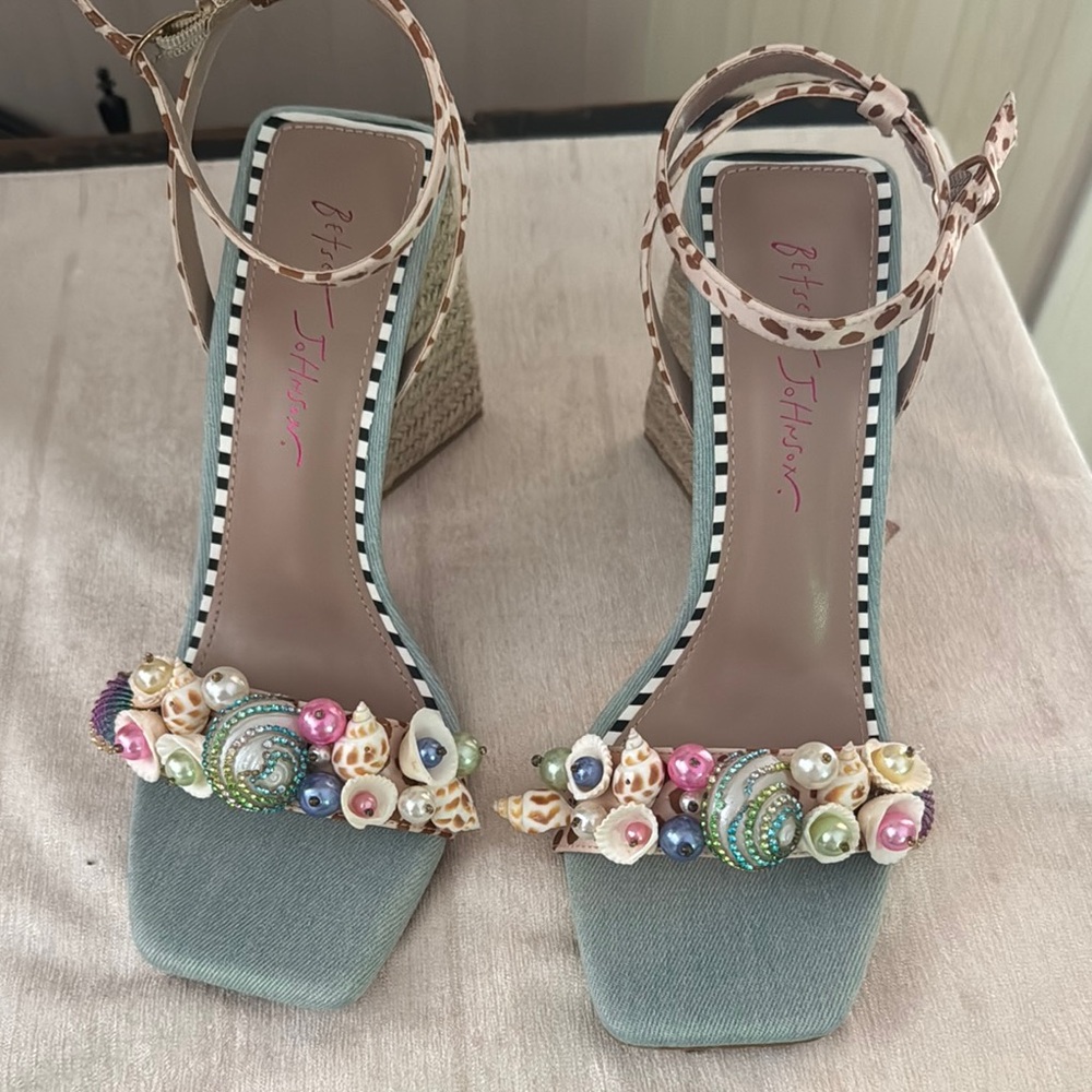 Betsey Johnson Mint Sandals with Floral Embellishments